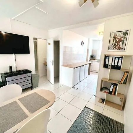 Private - Shared - Tram A-c1-4 Apartman Cenon