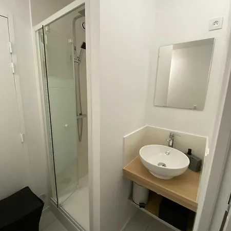 Private - Shared - Tram A-c1-4