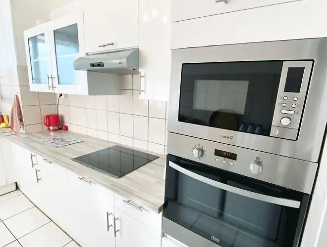 Apartment Private - Shared - Tram A-c1-4 Cenon